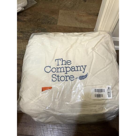 Legends Luxury™ Luxe Geneva Down Extra Comforter - Ivory, Twin/Twin XL - Picture 4 of 4